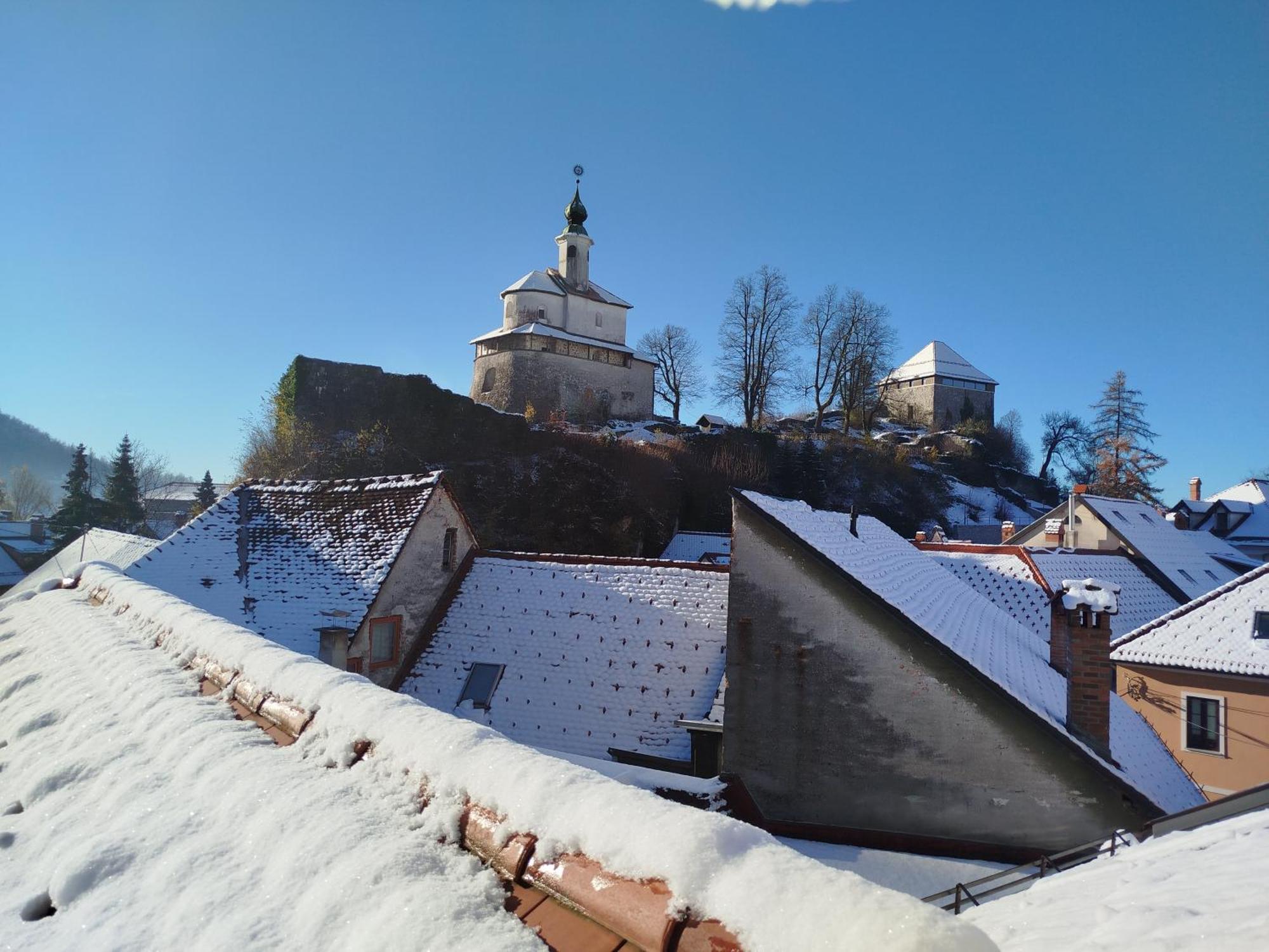 Apartma Mamut 1850 Kamnik Bagian luar foto